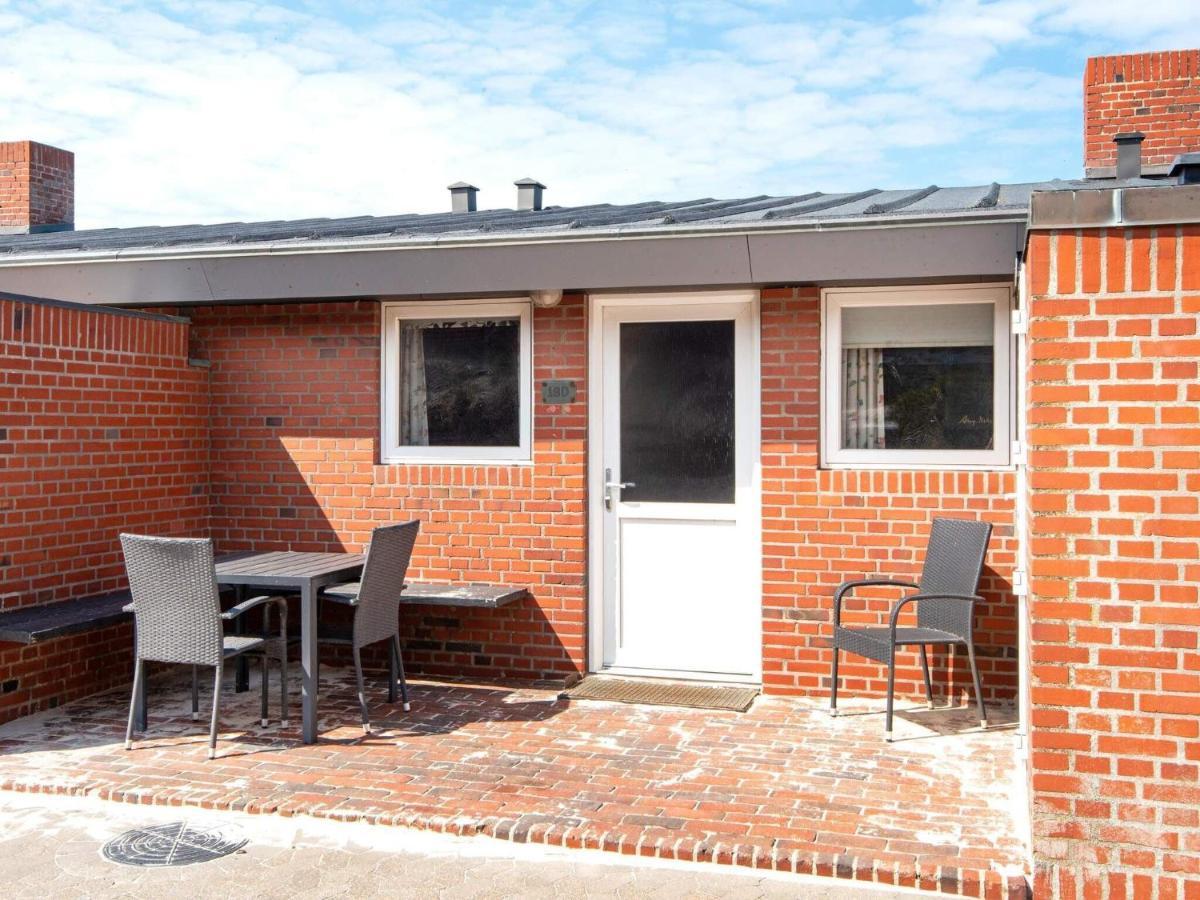 Two-Bedroom Holiday Home In Henne 7 Henne Strand Exteriör bild